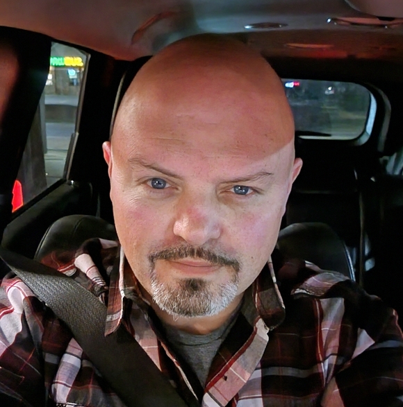 Meet your Posher, Eric - Picture 1 of 2